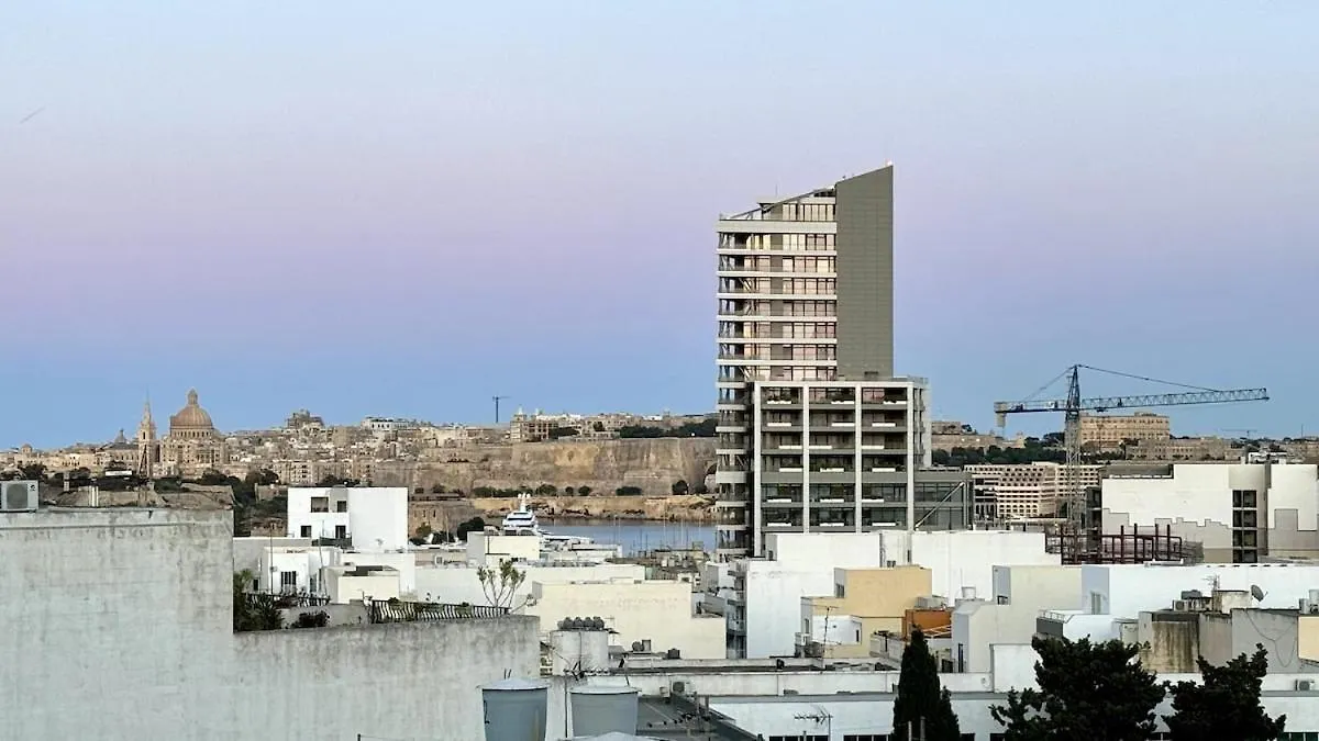 4, Bridgeview Court Apartment Gzira